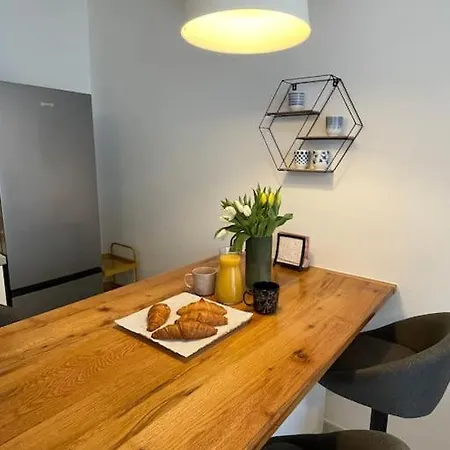 Apartment Pinea Mare *