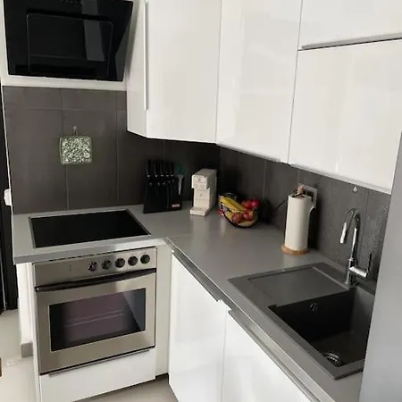 Pinea Mare Apartment Vinkuran